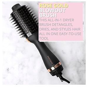 Foxy Bae blowout brush